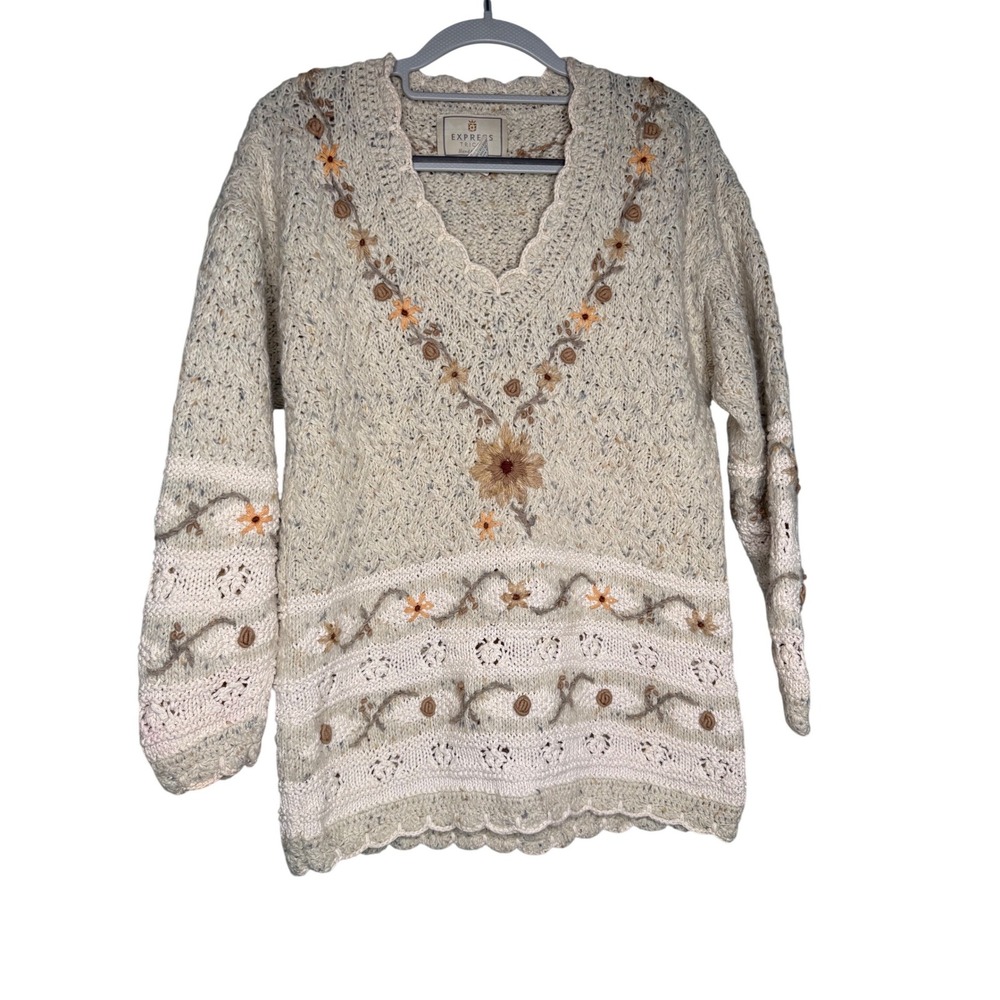 Express tricot y2k‎ hand knitted sweater floral necklace